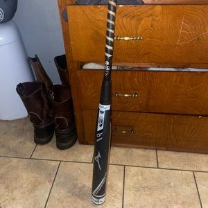 Mizuno softball bat